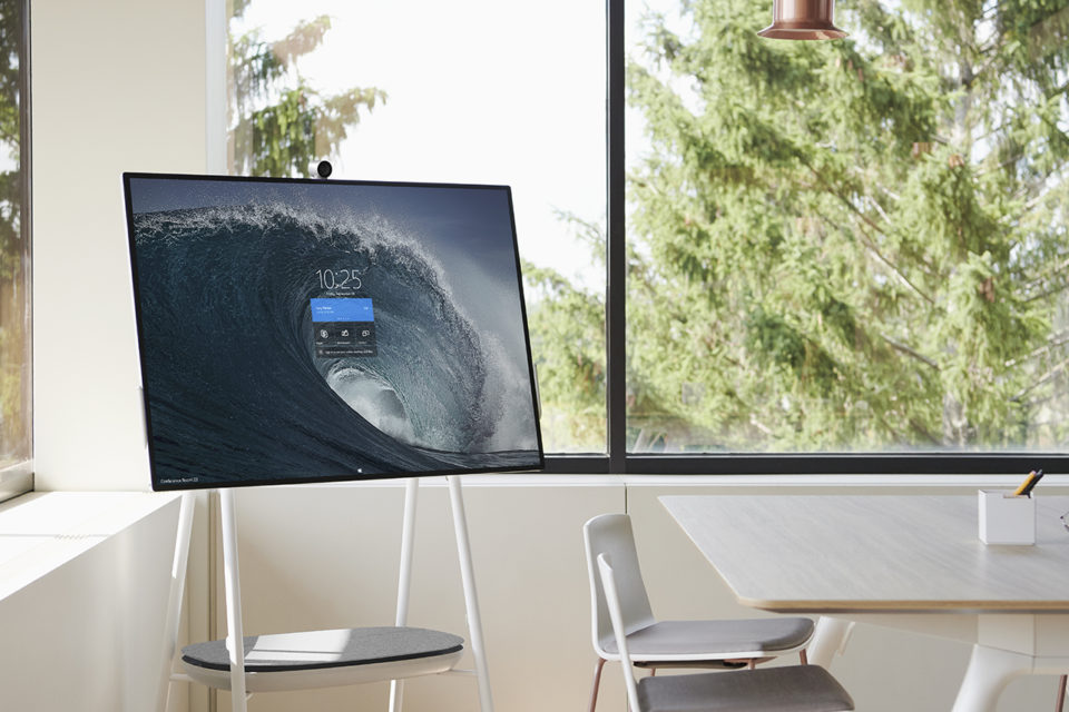 Voici le Surface Hub 2S !  Le meilleur de la collaboration, sans limites